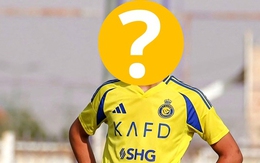 Ngỡ ngàng với diện mạo tuổi 14 của con trai Ronaldo