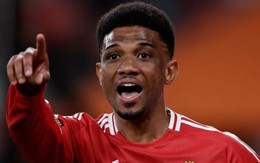 Giơ 'ngón tay thối' vào CĐV Malaysia, ngôi sao Man Utd nói không hối hận