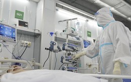 2 người tử vong, số ca mắc COVID-19 tăng gấp ba lần ở TPHCM