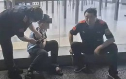 Cậu bé nghiện điện thoại bị bố đánh liền bỏ nhà đi, 2 ngày sau nhận tin khiến cả đời hối hận: Đừng quay lưng vì đó có thể là lần cuối...