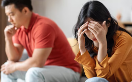 Trong buổi họp lớp thời cấp 3, chồng tôi tình cờ gặp một người, từ đó về sau, cuộc sống như tân hôn của tôi bỗng dưng thay đổi