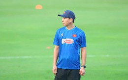 Tuyển Việt Nam bất lợi, HLV Kim Sang-sik bộn bề nỗi lo