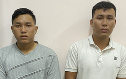 CLIP cận cảnh 2 anh em cướp tiệm vàng ở Hóc Môn, TP HCM