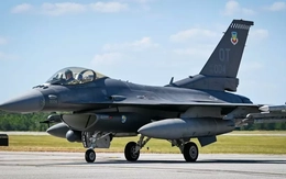 Máy bay F-16 trở nên bất khả xâm phạm nhờ hệ thống IVEWS tối tân