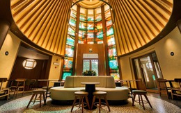 Cửa hàng Starbucks siêu đặc biệt tại Hà Nội: Trần nhà mô phỏng nón lá, đường cong Hồ Gươm uyển chuyển