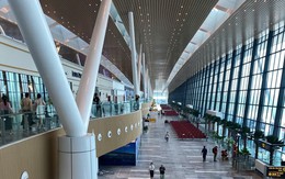 Nhà ga T3 sân bay Tân Sơn Nhất bị dột nước