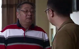 Bố chồng thử lòng con trai và con dâu bằng một cách khó ai ngờ tới, khi bị phát hiện, ông lại đưa ra số tài sản lớn để giải quyết