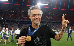 Vô địch và đi vào lịch sử, Luis Enrique hoàn tất ước nguyện với cô con gái đã mất