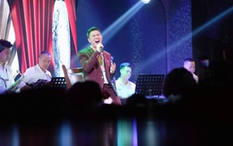 Nathan Lee hát hơn 30 ca khúc bằng nhiều ngôn ngữ trong đêm nhạc The Moon - Represents My Heart