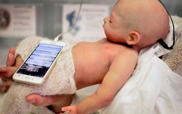 Cơn sốt búp bê giống hệt trẻ sơ sinh gây tranh cãi khi có người đưa "đứa trẻ" đi khám như người thật