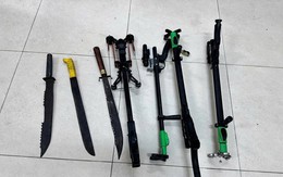 Bắt 28 thanh thiếu niên đem dao, kiếm gây rối trật tự công cộng