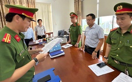 Bắt 2 nguyên cán bộ trung tâm quỹ đất ở Quảng Nam