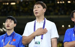 Vì sao tuyển Việt Nam thua toàn diện trước Malaysia?