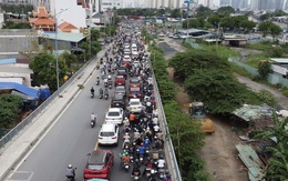 Phạt nặng hơn, vì sao vi phạm giao thông vẫn tràn lan?