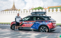 U60 đã dùng 18 đời ô tô: ‘Muốn mang VF 8 đi châu Âu, xuyên Bắc Mỹ, nếu phải thay pin, thay động cơ cũng không đổi xe’