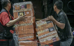 Tịch thu 660 tỷ đồng nằm rải rác trong một căn hộ chung cư trống người ở: Phát hiện thêm hàng chục túi chứa trang sức, đồng hồ và các thỏi vàng