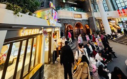 Khách Việt choáng ngợp khi tới trung tâm thương mại ở Trung Quốc, nhận xét: "Đã đến mức này rồi sao?"