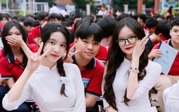 Đây mới là nghề hot nhất hiện nay: Đi học mỗi tháng nhận gần 4 triệu tiền trợ cấp, ra trường còn được ưu tiên xếp lương cao nhất