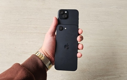 Cây bút công nghệ: "Tôi cứ nghĩ iPhone 15 là rẻ và tốt nhất rồi cho đến khi dùng mẫu máy này"