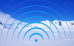 Nasa phát hiện 2 tín hiệu vô tuyến bí ẩn phát ra từ lớp băng sâu hàng ngàn km ở Nam Cực