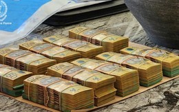 Đột kích căn biệt thự triệu đô của 2 anh em Tiktoker, cảnh sát vừa tịch thu 9 siêu xe, 270.000 USD tiền mặt và hàng trăm món đồ giả