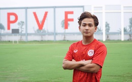 Nam cầu thủ 2k3: Bị chê trách, đau đớn và khủng hoảng tới mức bỏ nghề đi làm ca sĩ