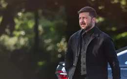 Tổng thống Ukraine Zelensky thay đổi phong cách trang phục khi gặp Tổng thống Mỹ Trump