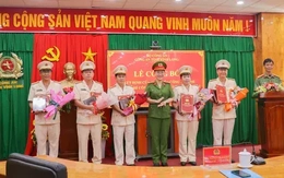 Nhiều lãnh đạo cấp phòng, cấp đội Công an Vĩnh Long nghỉ hưu