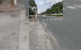 CLIP: CSGT Bạc Liêu đến tận nhà hỗ trợ thí sinh ngủ quên đi thi