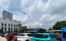 Cận cảnh trạm sạc V-Green khủng tại Cầu Giấy: 40 cổng 120kW, mở 24/7