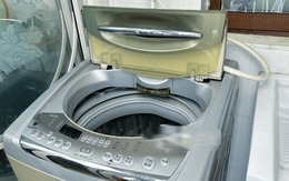 2 "góc khuất" máy giặt khiến quần áo càng giặt càng bẩn, 90% người không hề biết