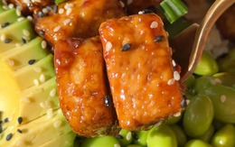 Tưởng sữa là “vua” canxi hóa ra vẫn thua 1 thực phẩm giá rẻ bán đầy chợ Việt: Ngừa nhiều loại ung thư