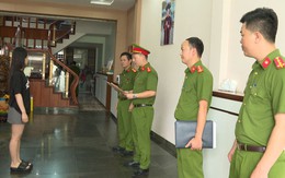 Hình ảnh vụ khám xét khẩn cấp nơi ở và công ty của giang hồ Vi “ngộ”