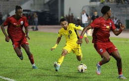 Tuyển Malaysia “vỡ trận”, thua tan tác trước đại chiến gặp tuyển Việt Nam