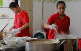 Hai quán phở một nhà - cùng được Michelin gọi tên