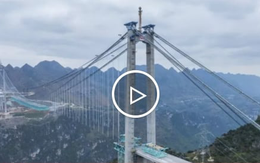 Cây cầu cao nhất thế giới ở Trung Quốc, rút ngắn quãng đường 70 phút còn 2 phút