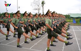 Khối sĩ quan Gìn giữ hòa bình LHQ "vượt nắng thắng mưa" chờ ngày duyệt binh Quốc khánh