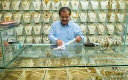 Một quốc gia châu Á 'cuồng' vàng vượt xa Trung Quốc, Ấn Độ: Nhập khẩu 100 tấn, giá tăng 80% trong 12 tháng - gấp đôi chuẩn quốc tế