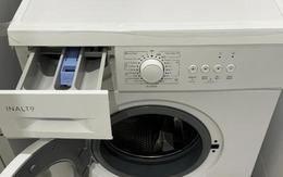 Ngăn kéo nhỏ ở góc bên trái máy giặt: Rất dễ dùng, đáng tiếc 80% người mắc lỗi sai bảo sao quần áo không thơm