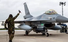 Đại tá không quân thừa nhận F-16 không thể đối đầu Su-35S