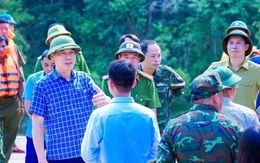 Hai người mất tích trong lũ, Giám đốc Công an trực tiếp xuống hiện trường