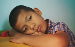 Nhà văn nói: 1 người nóng nảy, vô lễ ở nhà nhưng lễ phép, tử tế với người ngoài không phải là bất hiếu mà là vì 3 lý do sau