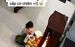 Nghe tiếng con gái "Ạ" một cái rõ to, mẹ bé đoán ngay sắp có chuyện xảy ra với... ông địa