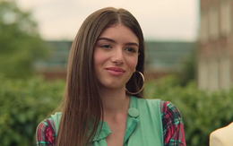 Xem phim Sex Education, tôi bật khóc hiểu ra lý do con càng ngày càng xấu tính: Không phải tại con, mà do người làm mẹ đã thờ ơ!