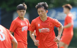 Châu Ngọc Quang: ‘Sẽ cố gắng không bị chi phối của gần 80.000 khán giả trên khán đài’