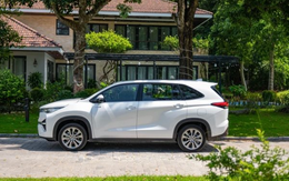 Trước khi VinFast Limo Green xuất hiện, mẫu xe huyền thoại của Toyota đang bán ra sao ở Việt Nam?