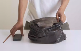 Bê bối pin dự phòng Trung Quốc: Hãng buộc lòng thu hồi nhưng đơn vị vận chuyển lại từ chối tiếp nhận, người dùng phải "tự xử" bằng cách chưa từng thấy