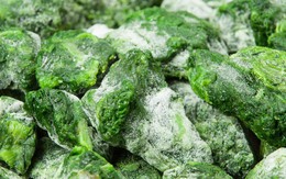 Thừa điện cũng ĐỪNG DẠI cho 6 thực phẩm này vào ngăn đông tủ lạnh, không khác gì ném luôn vào thùng rác