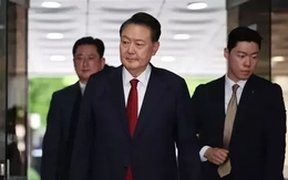 Cựu Tổng thống Hàn Quốc Yoon Suk Yeol bị bắt: Phòng giam biệt lập, không có điều hòa