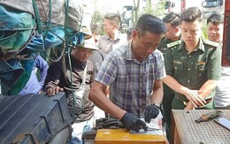 Khám xét một xe chở bạc, bắt Diêu Tuấn Vũ